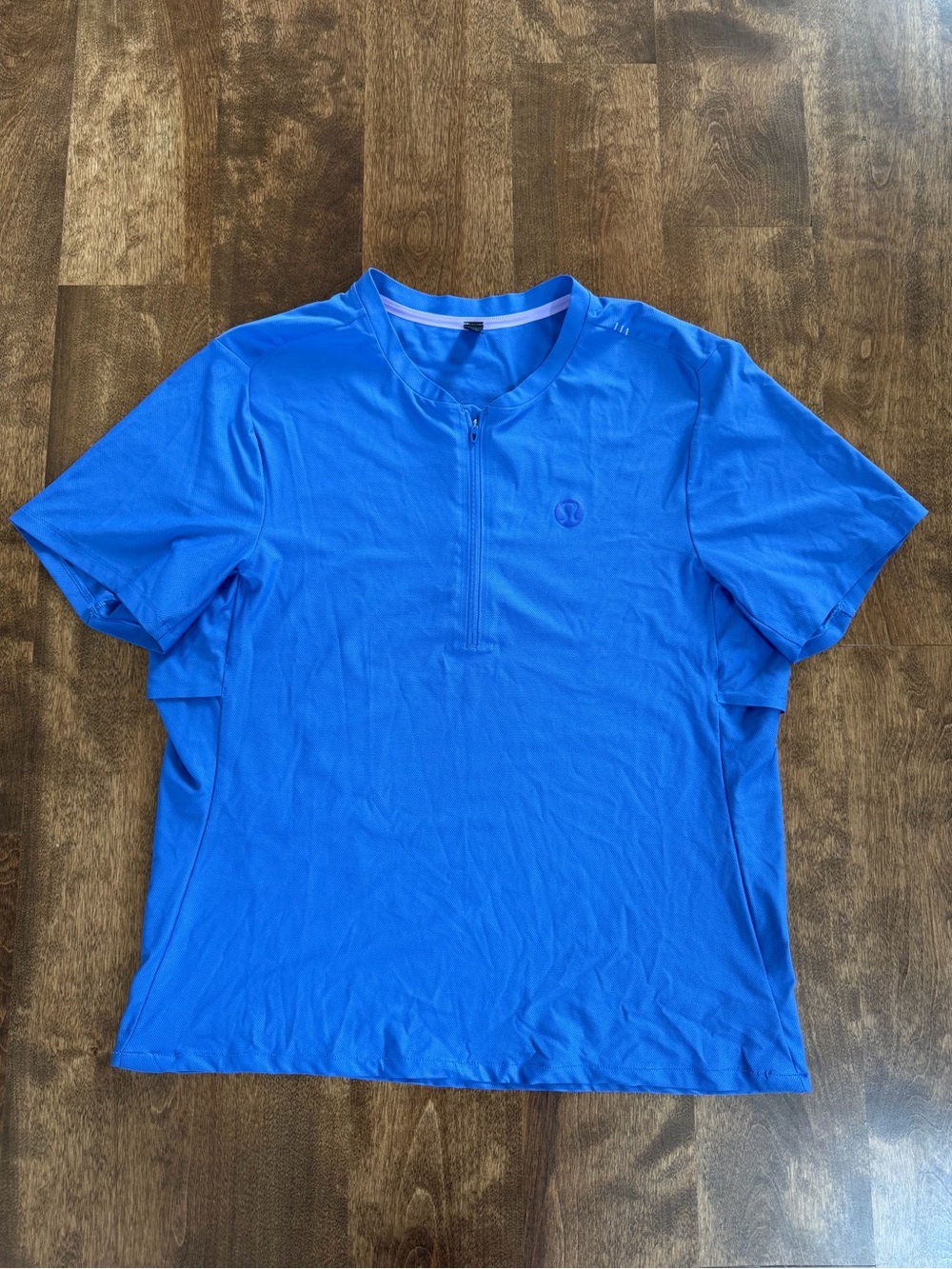 Lululemon Men’s Cobalt Blue Short Sleeve Half Zip Top XS